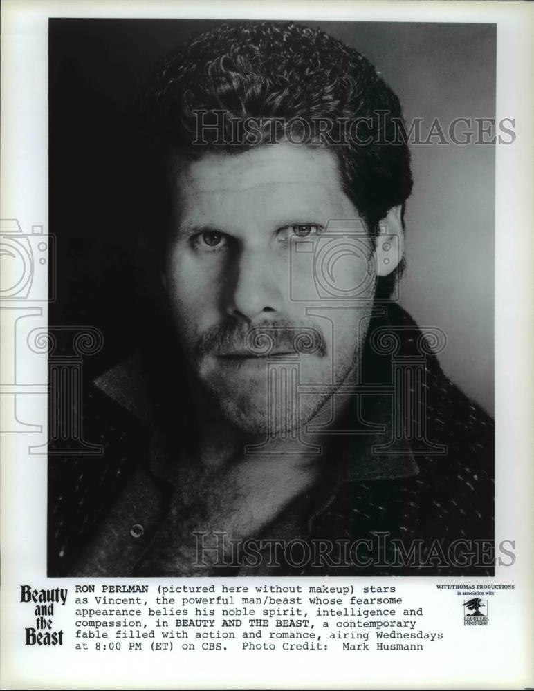 Press Photo Ron Perlman in Beauty and the Beast - cvp55153 - Historic Images