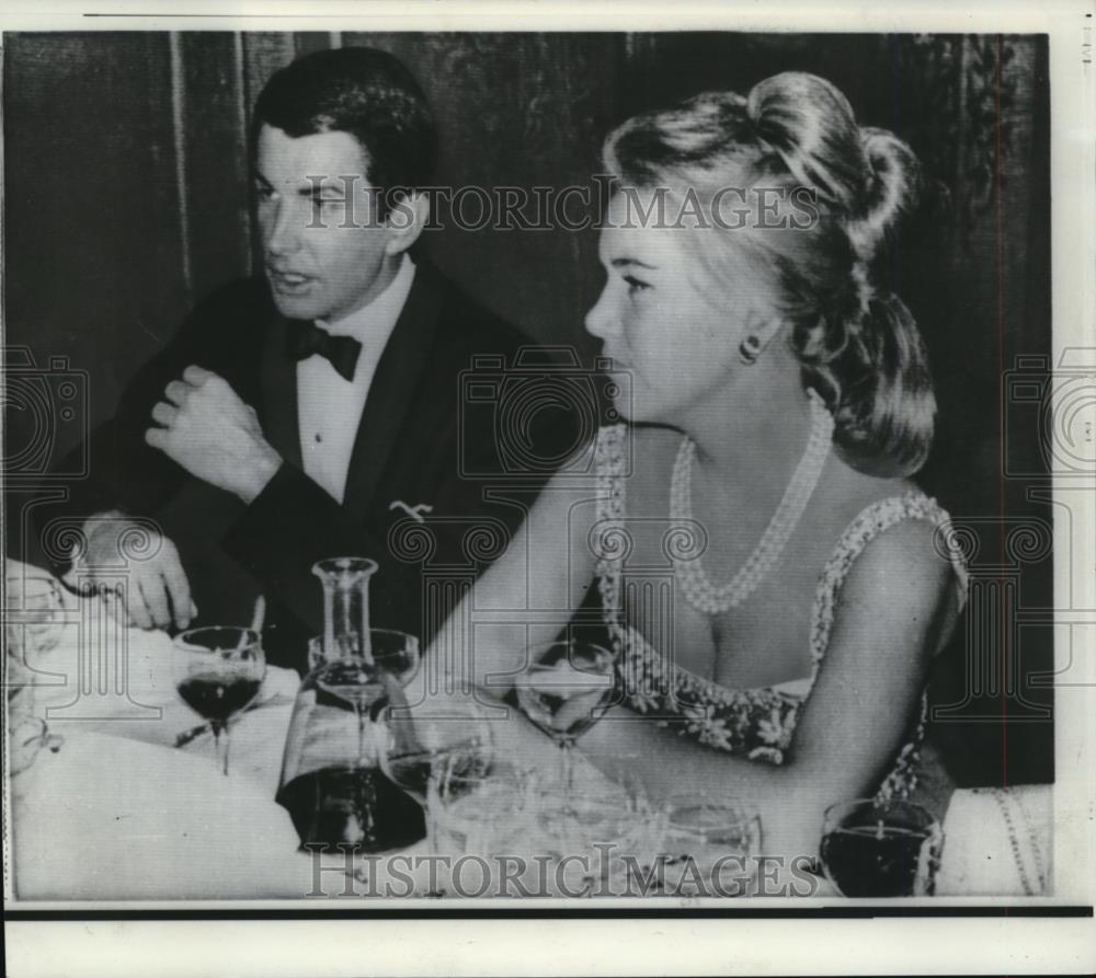 1966 Wire Photo G Hamilton and B Harrison at Party for the Duke and Duchess - Historic Images