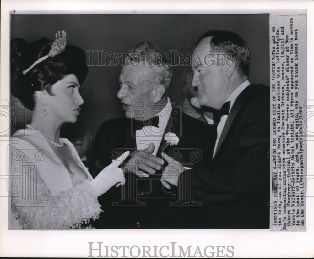 1963 Wire Photo Italian actress Gina Lollobrigida comparing notes with senators - Historic Images