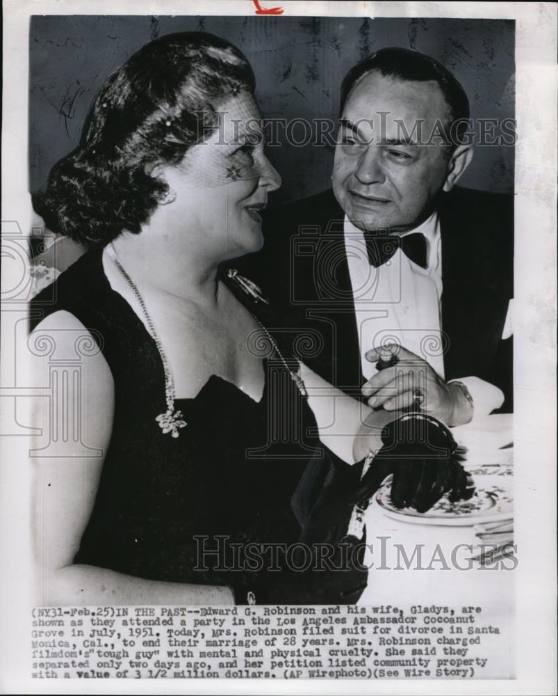 1955 Wire Photo Edward G. Robinson and his wife Gladys attended a party - Historic Images