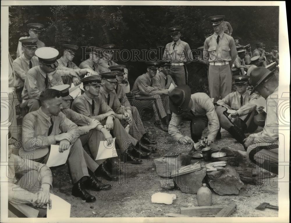 1935 Press Photo US Military Academy plebes prepare flapjack batter, West Point - Historic Images