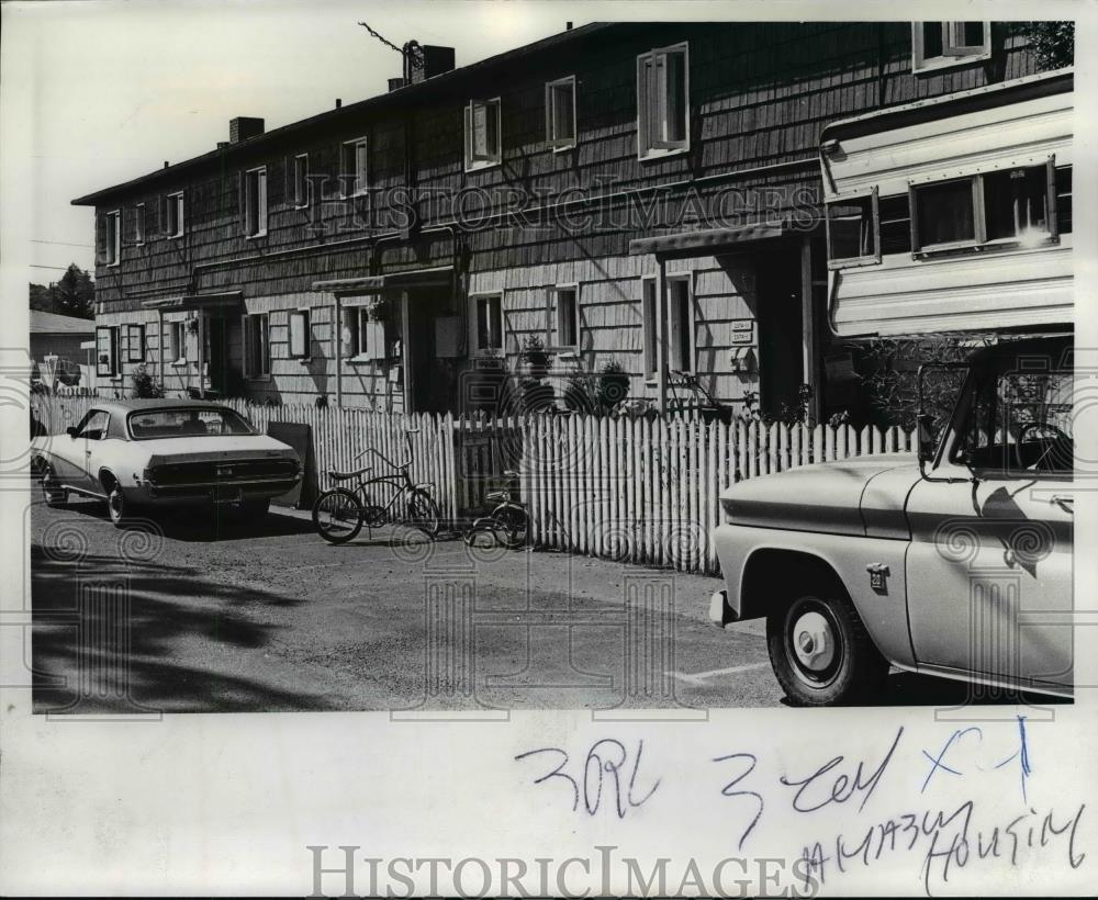1971 Press Photo The University of Oregon&#39;s Amazon apartment temporary housing - Historic Images
