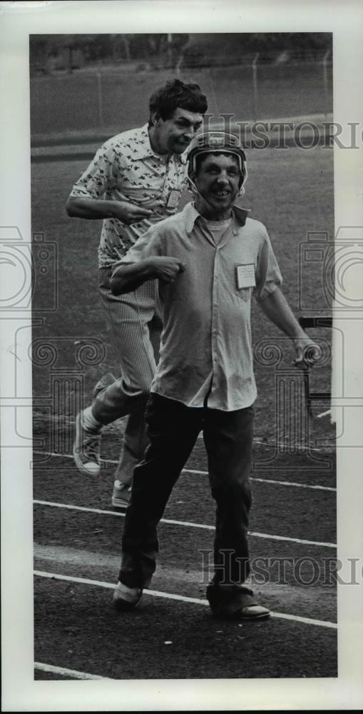 1977 Press Photo Oregon Special Olympic Track and Field Meet - orb52414 - Historic Images