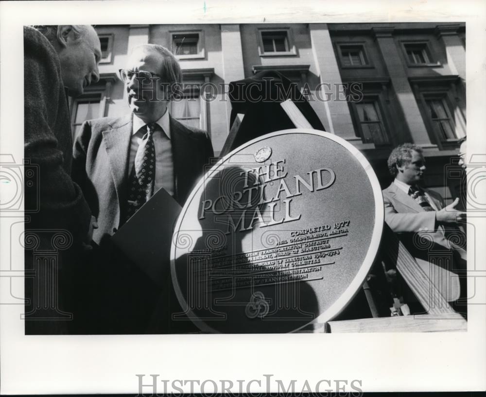 1978 Press Photo Portland Mayor Neil Goldschmidt & Gov Bob Straub- Port Mall - Historic Images