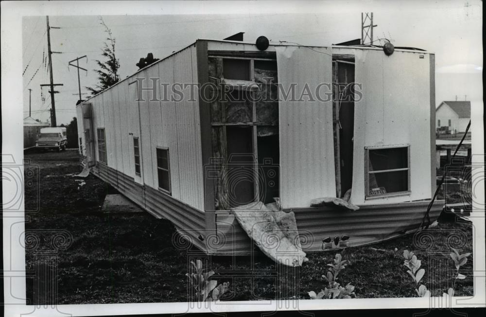 1971 Press Photo Weather-Oregon-coastal storm-Tillamook - orb57884 - Historic Images