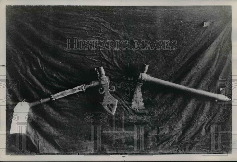 1947 Press Photo Tomahawk, used in killing Dr. Whitman - orb59156 - Historic Images