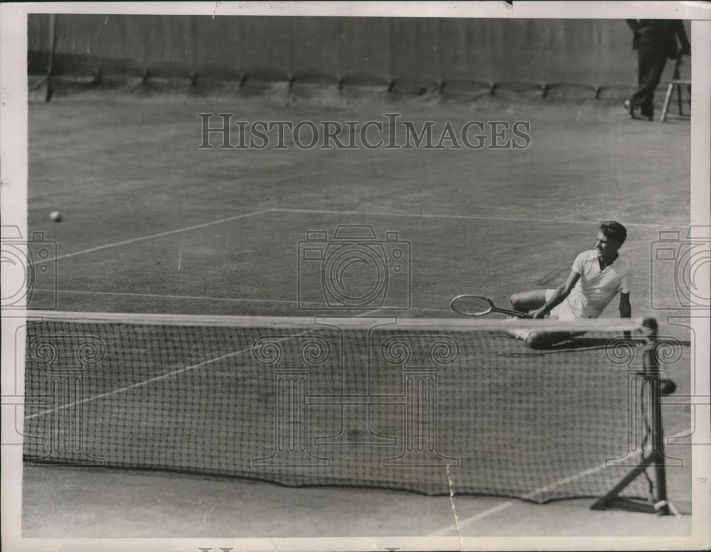 1937 Press Photo Bryan Bitsy Grant at Davis Cup tennis vs John Bromwich - Historic Images