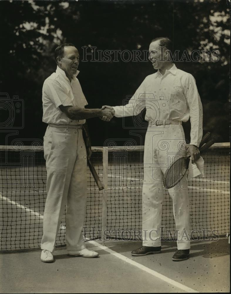 1925 Press Photo Colonel Watt Johnson &amp; Walter Anderson at tennis - net34550 - Historic Images