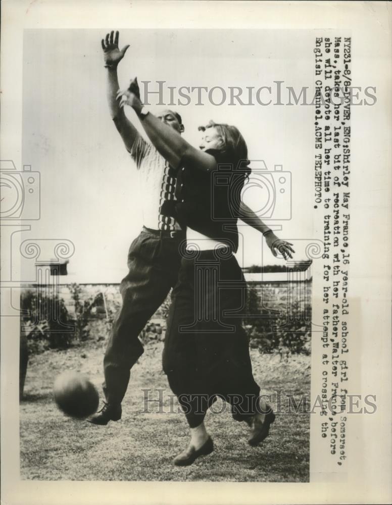 1949 Press Photo Swimmer Shirley May France dances with father Walter France - Historic Images