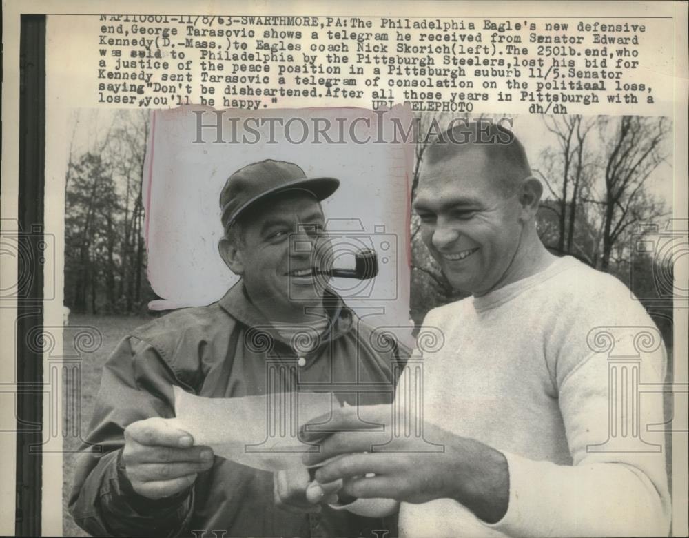 1963 Press Photo Eagles end George Tarasociv &amp; coach Nock Skorich - net32620 - Historic Images