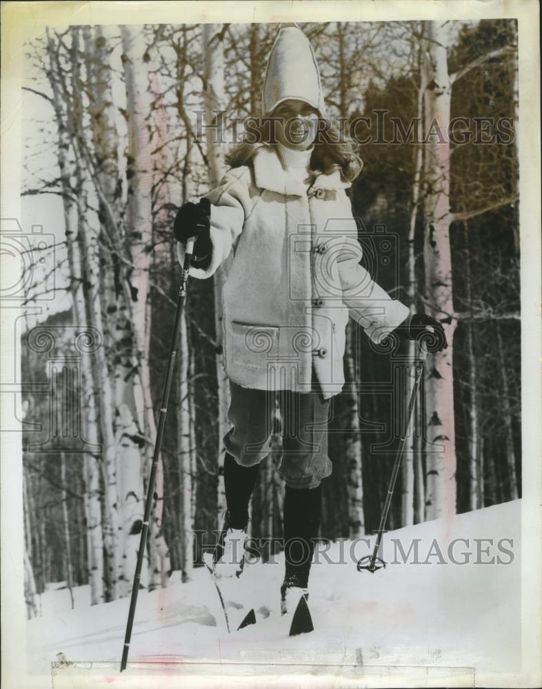 Press Photo A female skier on trail in woods - net32796 - Historic Images