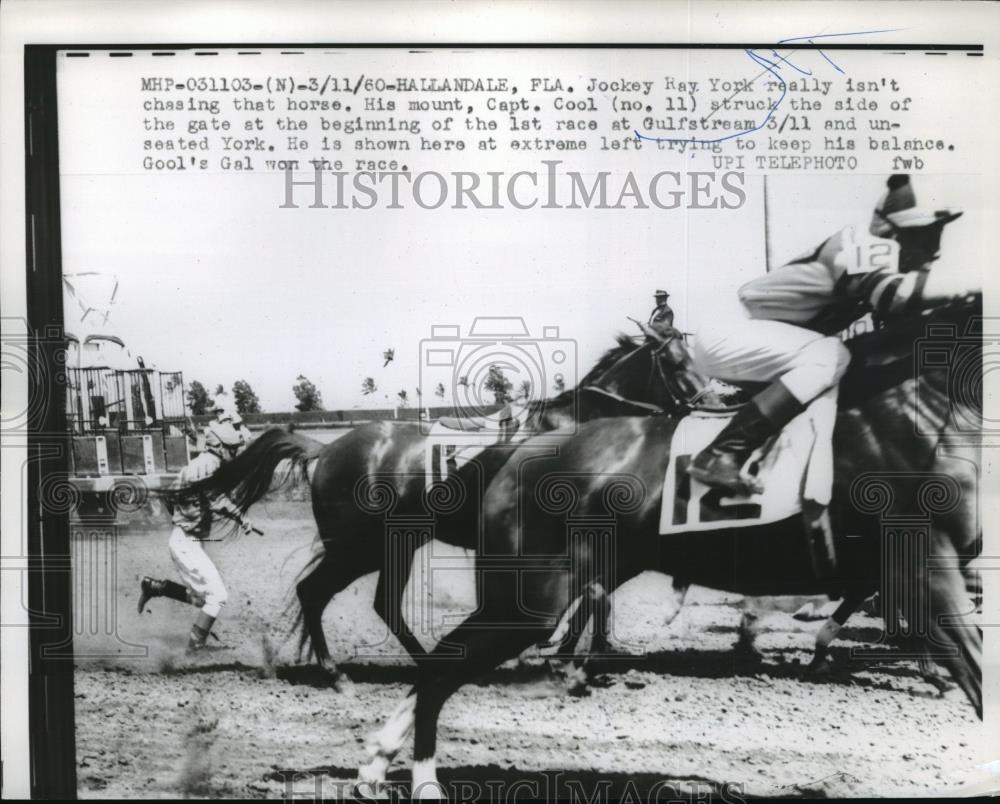 1960 Press Photo Ray York on Capt Cool at Gulfstream Park Florida races - Historic Images