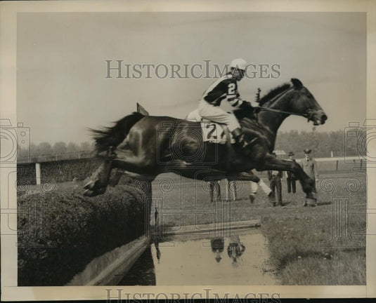 1940 Press Photo Belmont NY steeplechase Wrackonite, Sir Koster, Rougemont - Historic Images