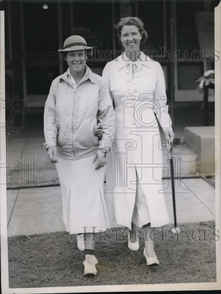 1936 Press Photo Patty Berg, Mrs Russell C Man at Western Golf South Bend Ind - Historic Images