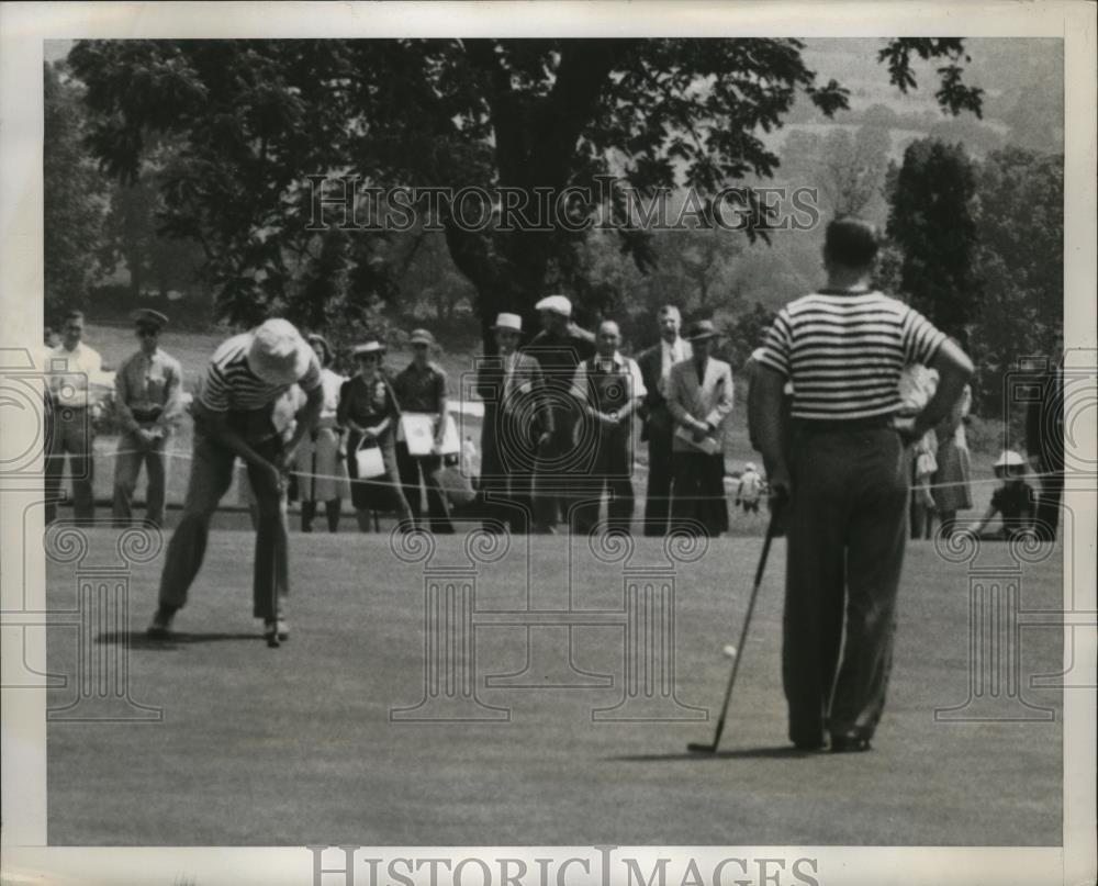 1939 Press Photo Golfer Paul Runyan putting in a tournament - net31295 - Historic Images