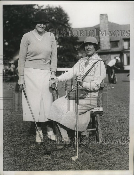 1934 Press Photo Golfers Maureen Orcutt and Doris Chambers at Women's Nat'l Open - Historic Images