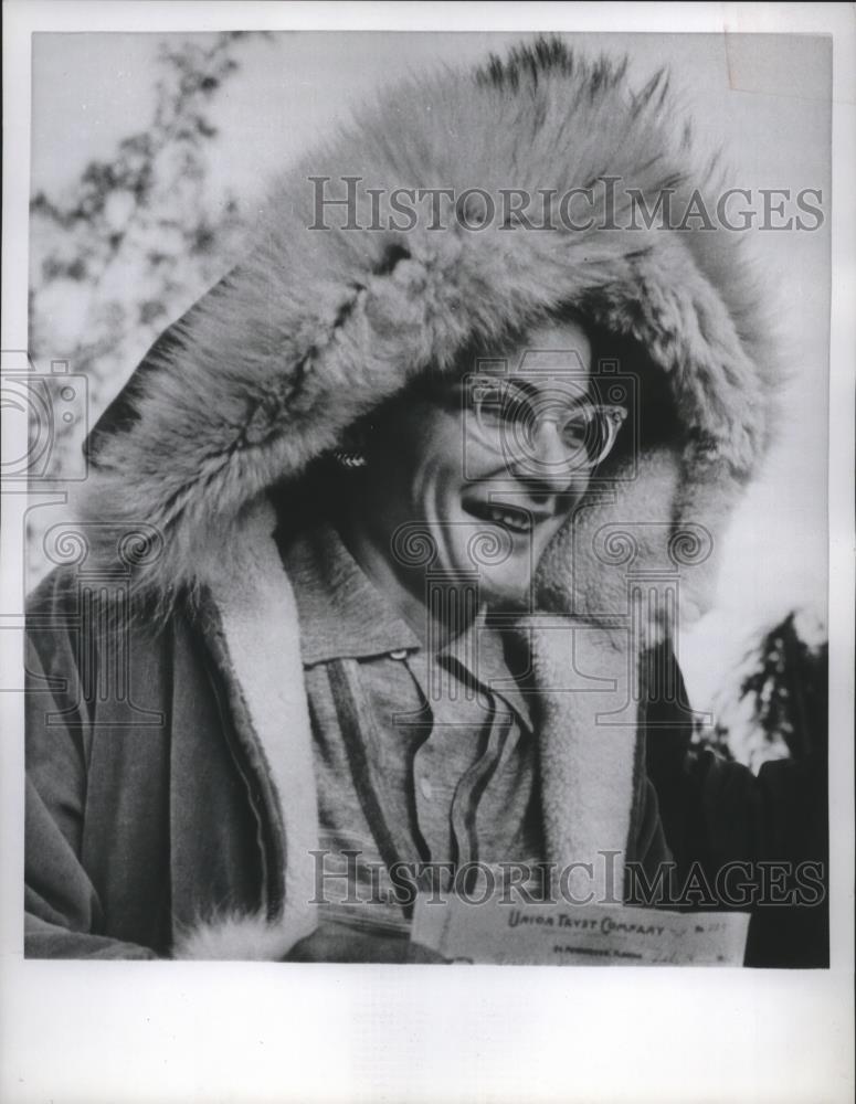 1960 Press Photo Golfer Beverly Hanson at a tournament course - net32334 - Historic Images