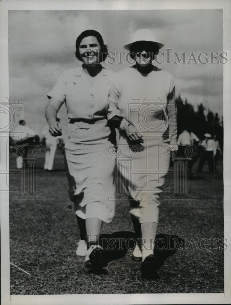 1936 Press Photo Helen Hicks, Maureen Orcutt Crews at Tropic Golf tournament Fla - Historic Images