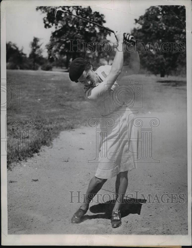 1944 Press Photo Miss Kay Byrne During The Women&#39;s Western Golf Tournament - Historic Images