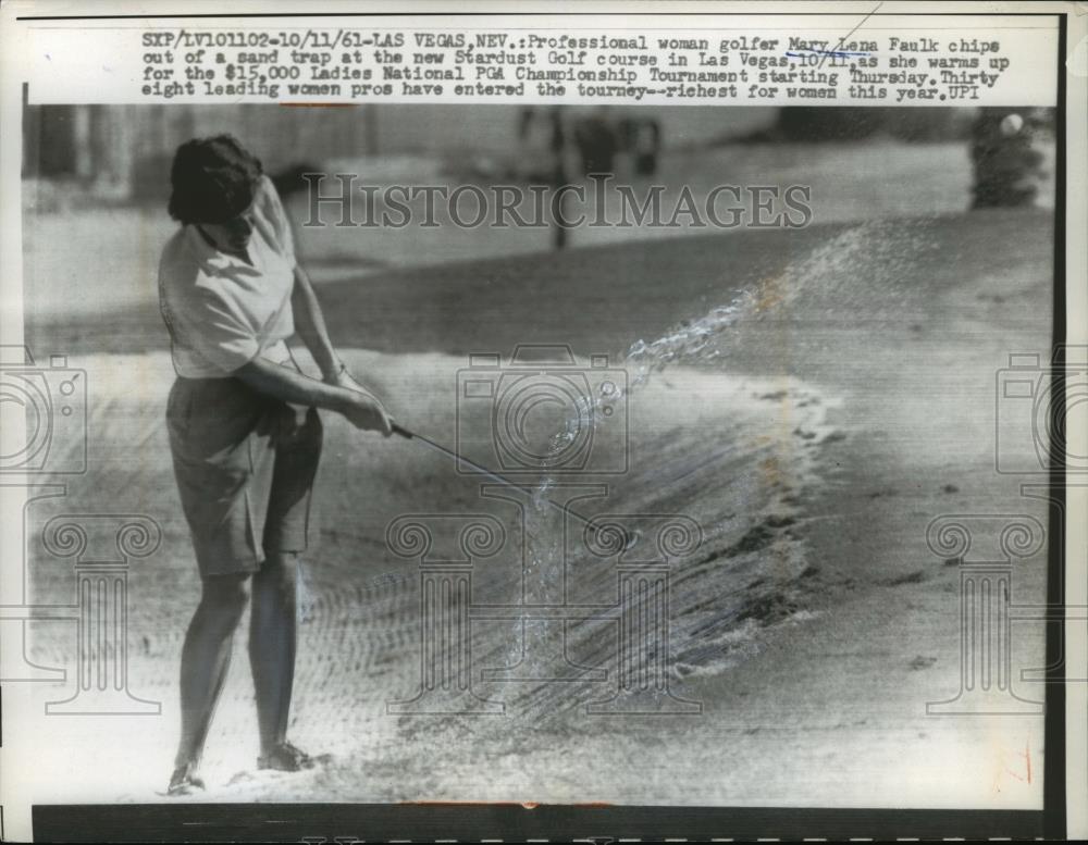 1961 Press Photo Mary Lana Faulk at Stardust Golf in Las Vegas Nevada - Historic Images