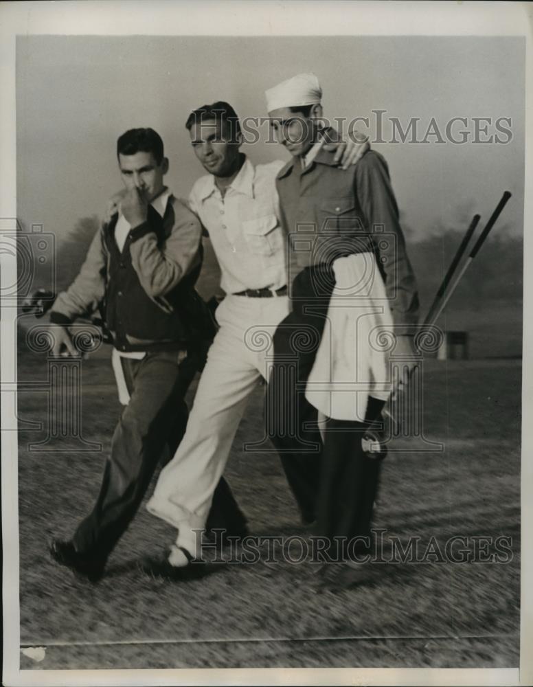 1938 Press Photo James Smith Ferebee &amp; caddiesw at 600 hole marathon golf - Historic Images