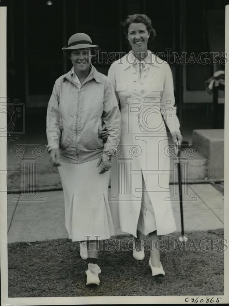 1936 Press Photo Patty Berg, Mrs Russell C Mann Women&#39;s Western golf in Ind - Historic Images