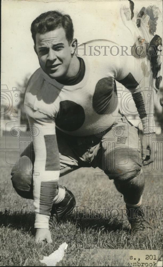 1933 Press Photo Leigh B Lynch fullback at Craigmont School - net31780 - Historic Images