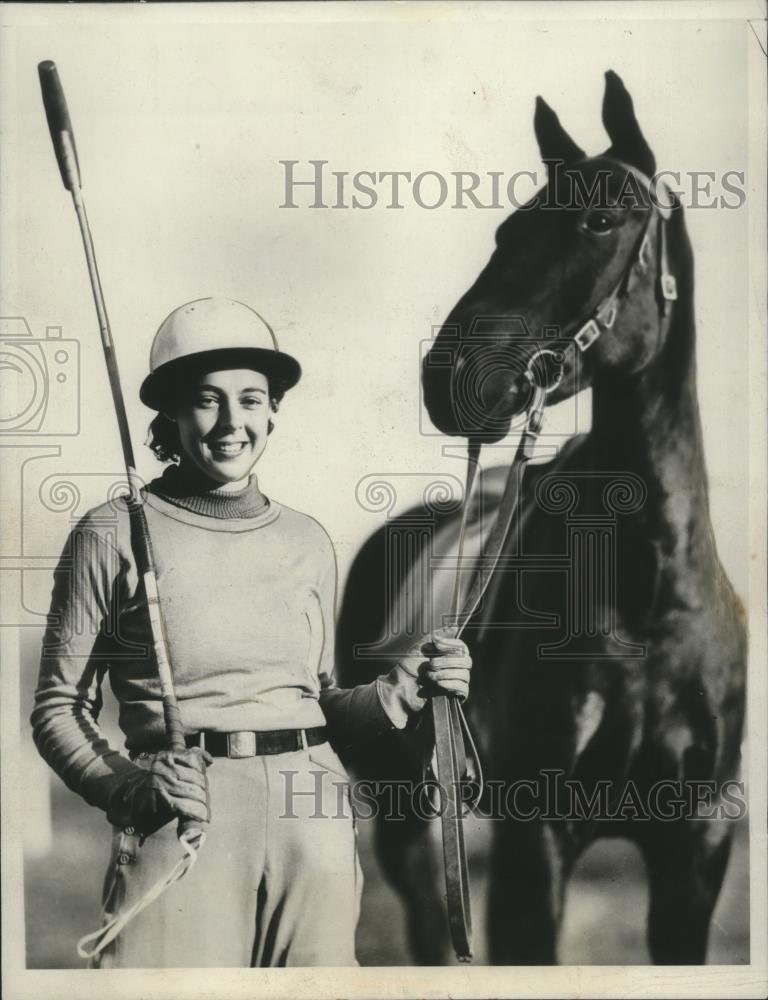 1932 Press Photo Katherine McCutcheon girl on a men&#39;s polo team - net32647 - Historic Images