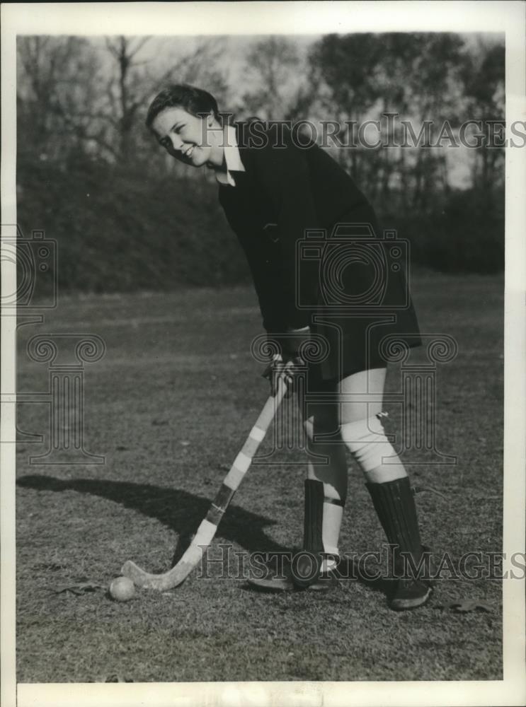 1932 Press Photo Aldyth Longshore captain Swartmore College girls hockey - Historic Images