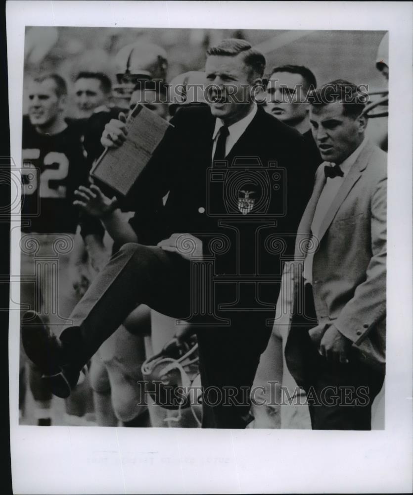 Press Photo Paul Dietzel of West Point football at a game - net33409 - Historic Images