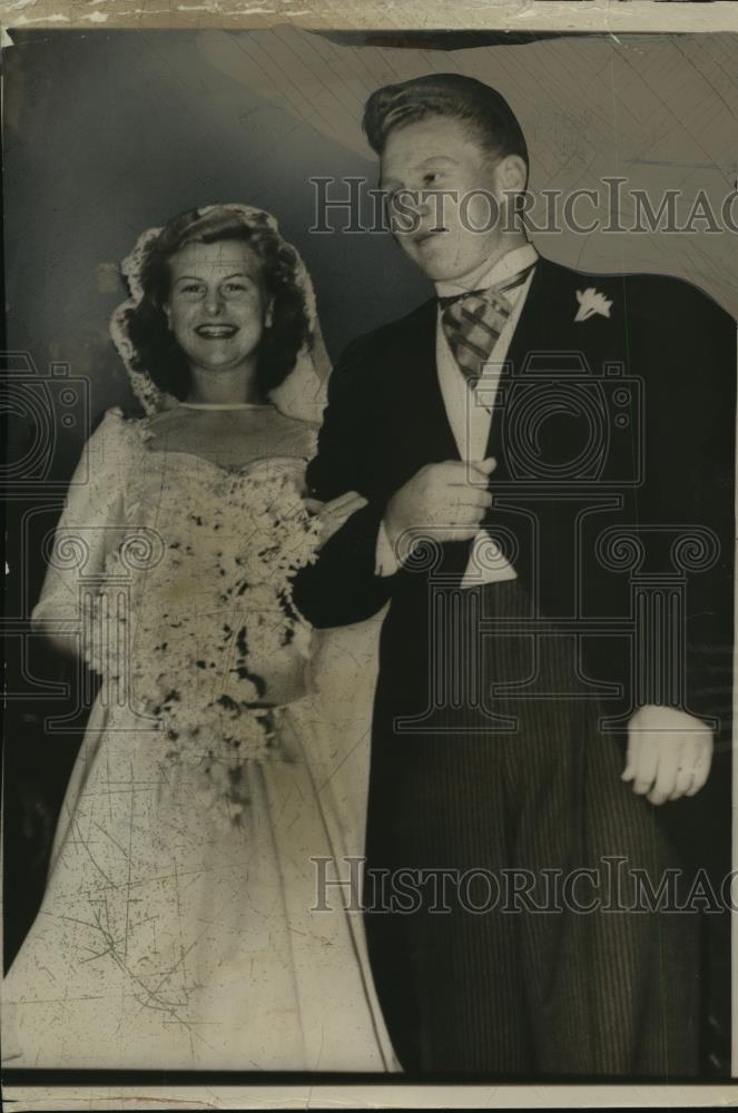 1949 Press Photo diving champ Zoe Ann Olsen weds football star Jackie Jensen - Historic Images