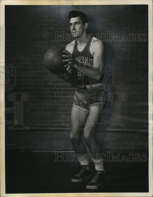 1950 Press Photo Duquesne senior basketball guard Steve Skendrovich - net31548 - Historic Images