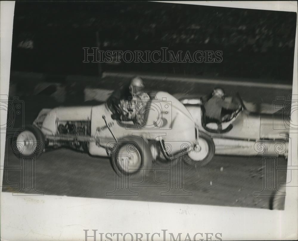 1947 Press Photo J. Russo And Colchine During The Race - net33015 - Historic Images