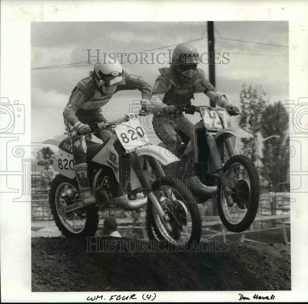 1988 Press Photo Super Cross motocross racers hit the dirt - orb79333 - Historic Images