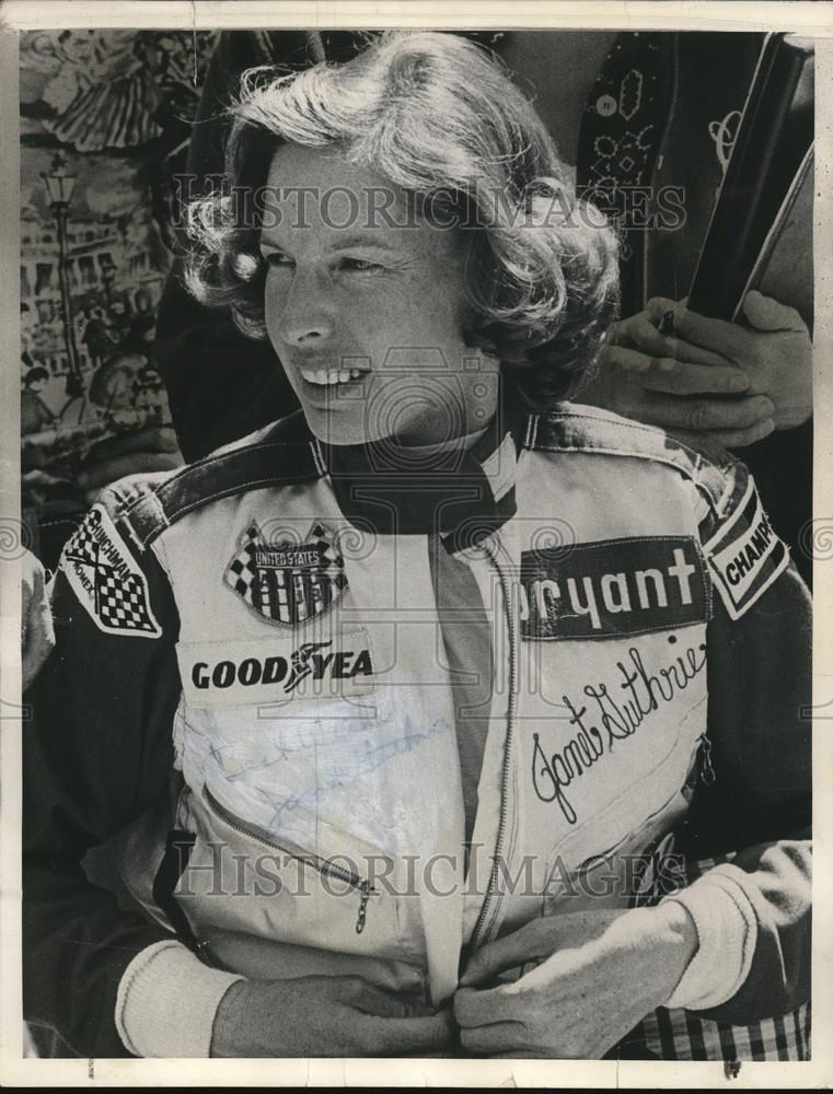 1977 Press Photo Janet Guthrie failed to qualify for Indianapolis 500 - Historic Images