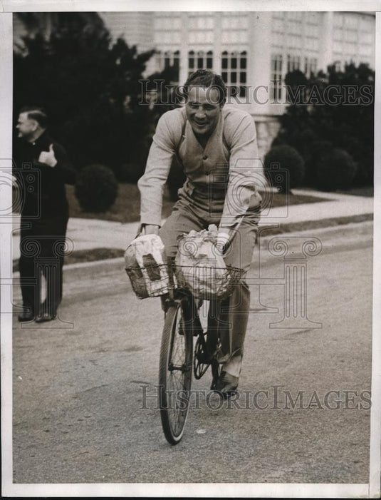 1933 Press Photo Max Baer On Bicycle Training for Fight With Max Schmeling - Historic Images