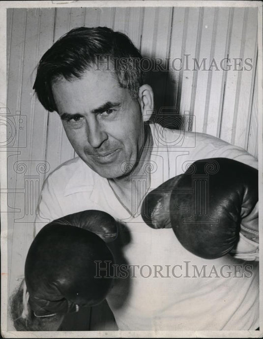 1941 Press Photo Vice President Henry Wallace In His Fighting Pose - net28989 - Historic Images