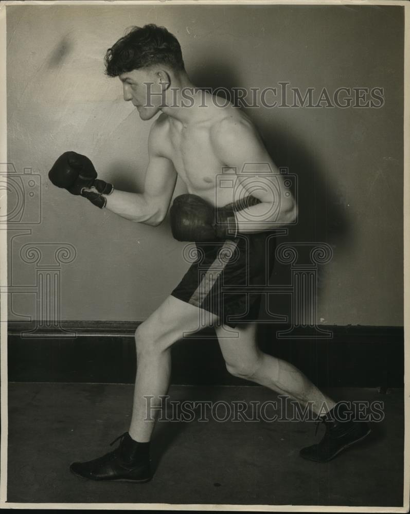 1929 Press Photo Boxer Pete Meyers welterweight for Sam Baker bout - net30033 - Historic Images