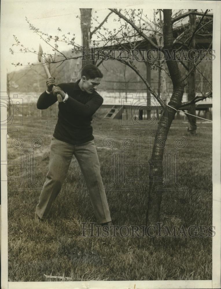 1929 Press Photo Boxer Tommy Loughran trains for Young Stribling bout - Historic Images