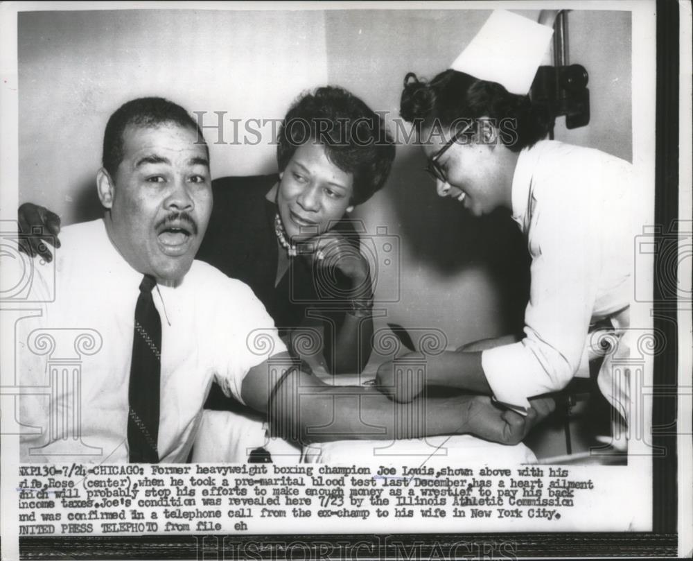 1956 Press Photo Former champ Joe Louis, wife Rose & nurse in Chicago - Historic Images