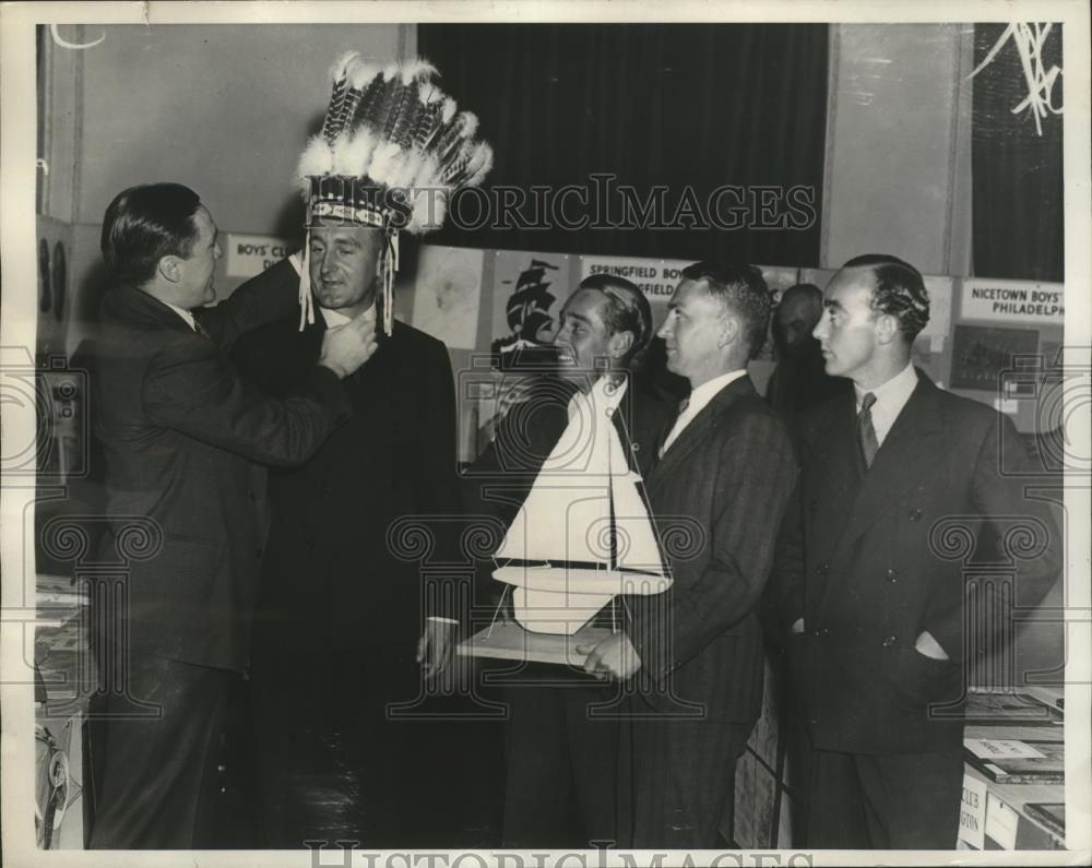 1936 Press Photo Boxer Tommy Loughran, Jack Crawford, Adrian Quist - net32878 - Historic Images