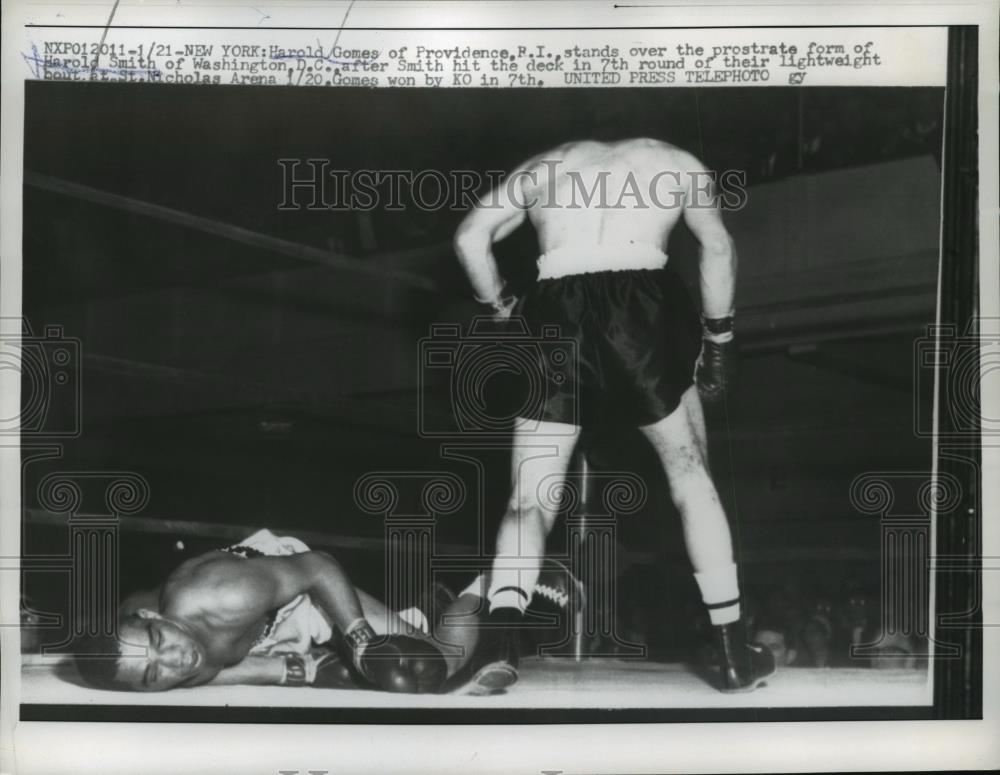 1958 Press Photo Harold Gomes after KO of Harold Smith in NYC bout - net34126 - Historic Images