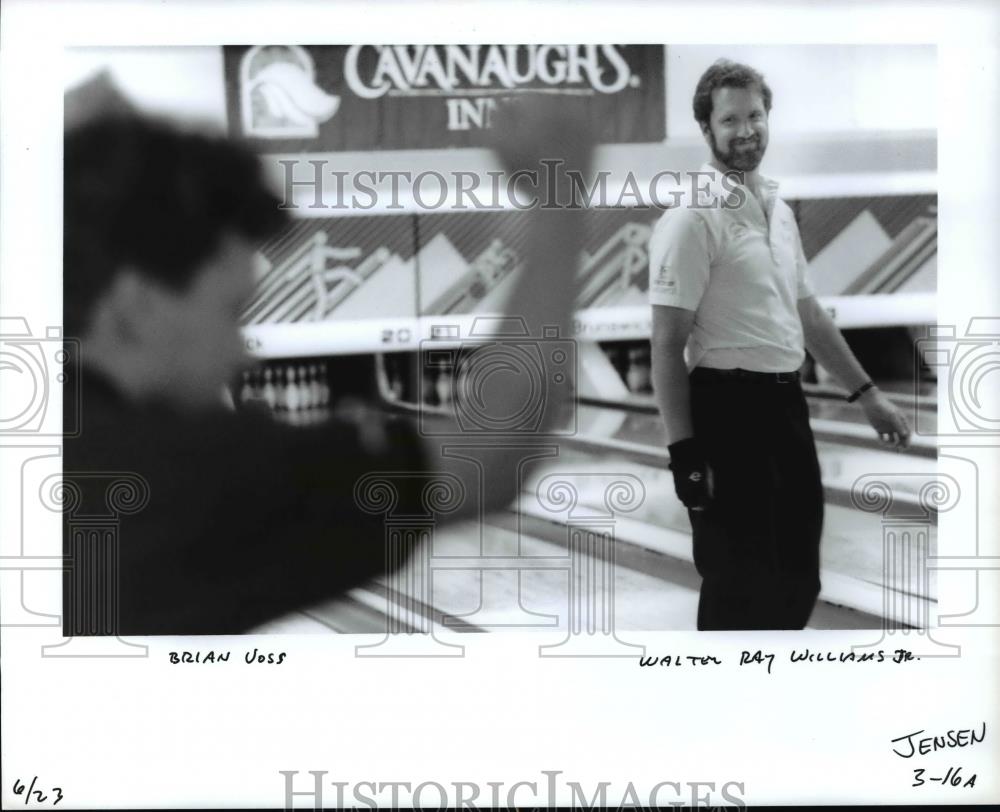 Press Photo Brian Jose and Walter Ray WIlliams Jr. Bowling - orc07521 - Historic Images