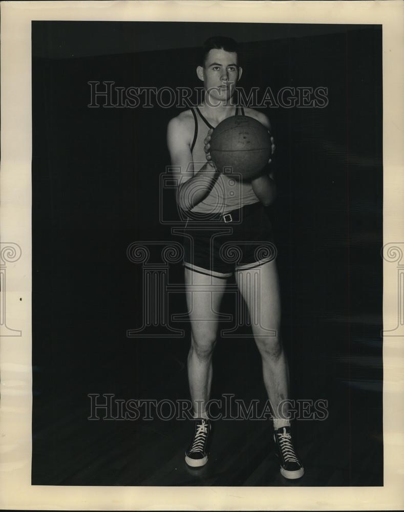 1948 Press Photo This husky lad is Gerald Hefty, former Jefferson High Athlete - Historic Images