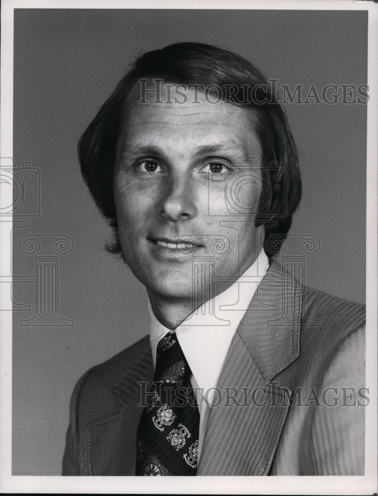 Press Photo Rick Barry Former NBA Superstar Joins CBS Sports as an Analyst - Historic Images