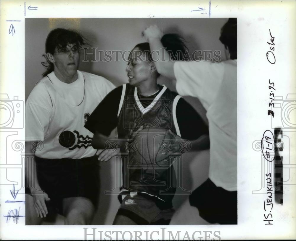 1995 Press Photo Miriam Jenkins Basketball - orc13120 - Historic Images