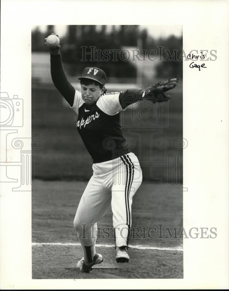 1986 Press Photo Chris Gage in one of his intense game with Trappers - orc01160 - Historic Images