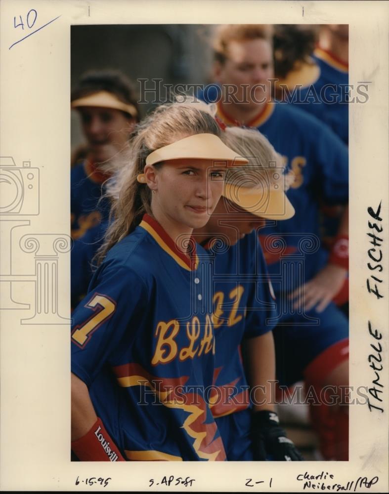 1995 Press Photo Janelle Fischer, Softball - orc02129 - Historic Images