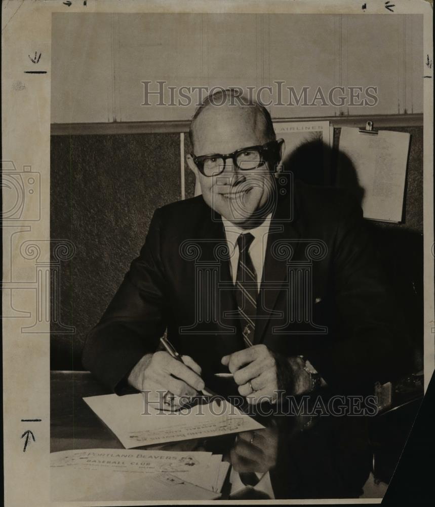 Press Photo Jerry Waring - orc07103 - Historic Images