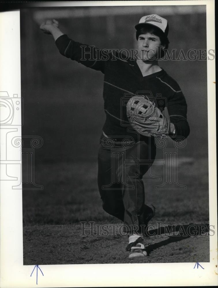 1983 Press Photo Strong arm sophomore pitcher, Jeff Scott - orc09909 - Historic Images